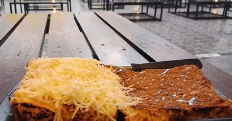 JEMBER BAKERY: 6 Toko Kue dan Roti di Jember yang Enak