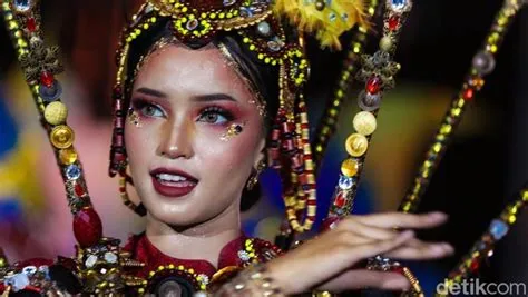 Menelusuri Sejarah Jember Fashion Carnaval