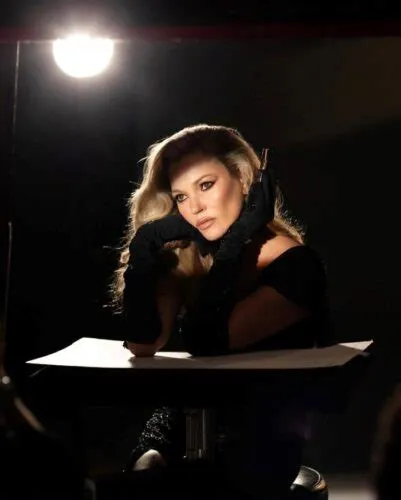 Fashion Models Over 50 - XOXO Fashion Magazine