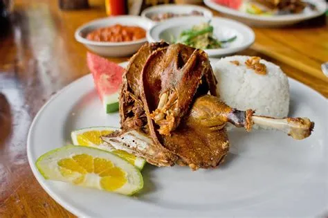 Bebek Bengil in Bali - The Popular 'Dirty Duck Diner' in Ubud – Go Guides