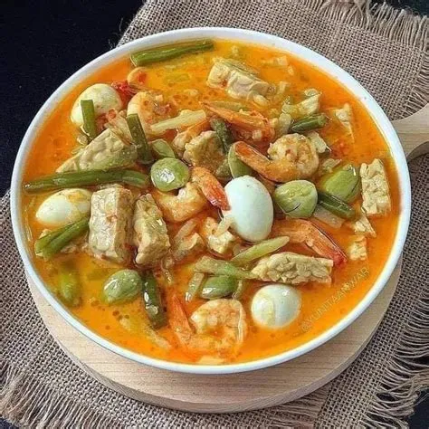 Menu Makan Siang Di Hari Minggu, Sayur Lodeh Yang Super Enak