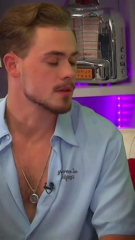 di RDJ su Men Modeling