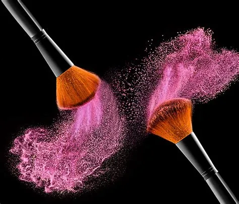 cosmetic brush | Pantalla de maquillaje, Sombra de ojos smokey ...