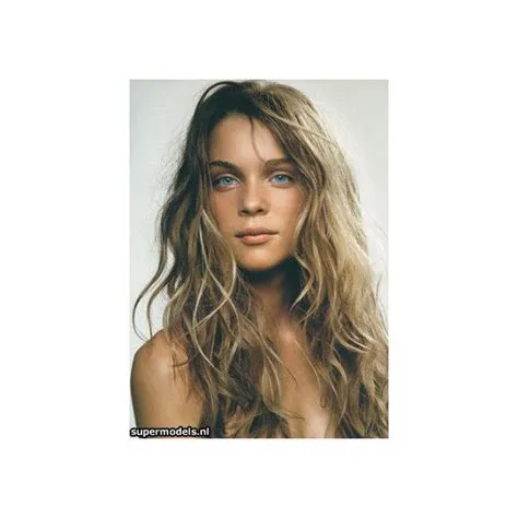 Kim Noorda Fashion Model Gallery