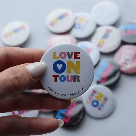 Pins Personalizados - letrag