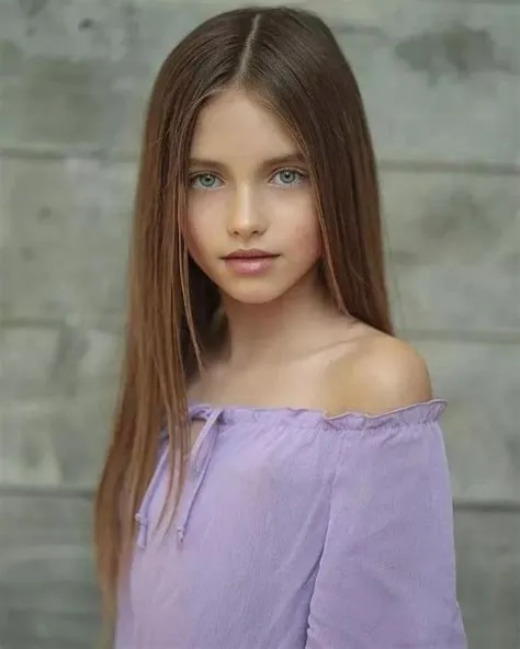 von yamila sanchez auf Very young ones | Hübsche mädchen, Mädchen ...