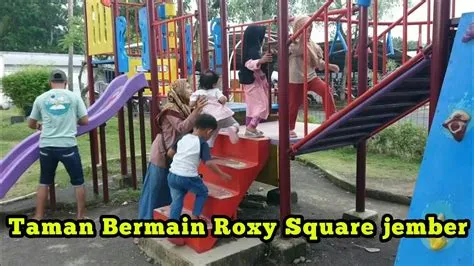 Taman Bermain Roxy Square jember - YouTube