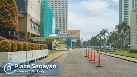 Tempat Parkir Plaza Senayan (2022) - Carpark of Indonesia - YouTube