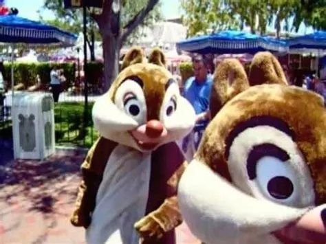 Dramatic Chipmunks - YouTube