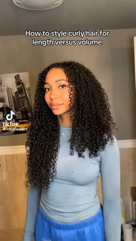 Épinglé par her sur Os teus Pins | Coiffures cheveux mi longs bouclés ...