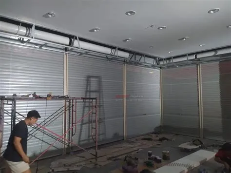 Pemasangan Rolling Door One Sheet Full Perforated Jember di Roxy Mall