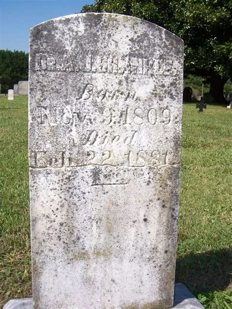 Portrait of a woman in pink, character art. Size: 3200 x 6400. Buy now ...