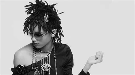 Willow Smith Is A Transparent Soul Exploring The World of Pop-Punk