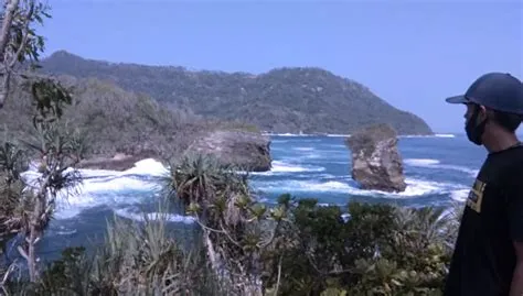 Pemdes Sidomulyo Pacitan Buka Wisata Baru Pantai Baban Gede - TIMES ...