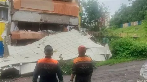 8.7 earthquake near Russia triggers tsunami warnings from Japan to Hawaii