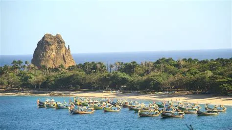 Pantai Papuma: Surga Pantai Dengan Pemandangan Alam Yang Menakjubkan