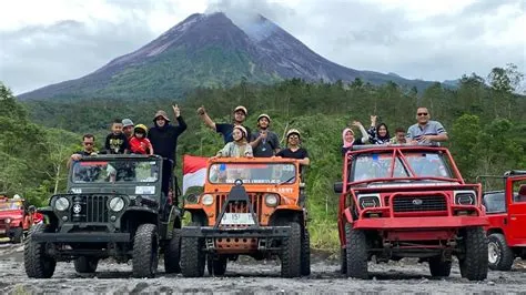 Paket Wisata Jogja Off Road | Paket Jeep Lava Tour Merapi - Paket ...