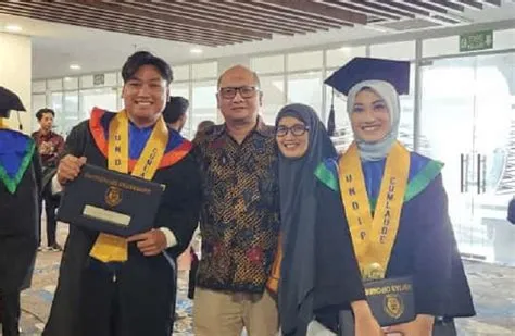 Siswa JISc Berhasil Raih Predikat Cumlaude di Universitas Diponegoro ...