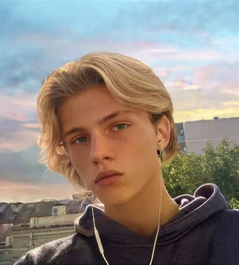 by Ania Ariel M.R. on Good looking man in 2025 | Stylish hair ...