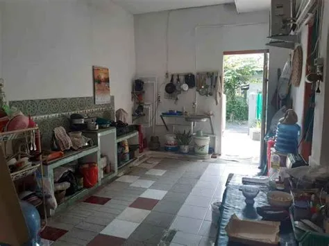 Rumah di Pusat Kota Jember, dekat Matahari Mall