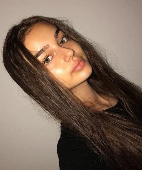 40 Hübsche mädchen-Ideen | hübsche mädchen, bekleidungsstile, modische ...