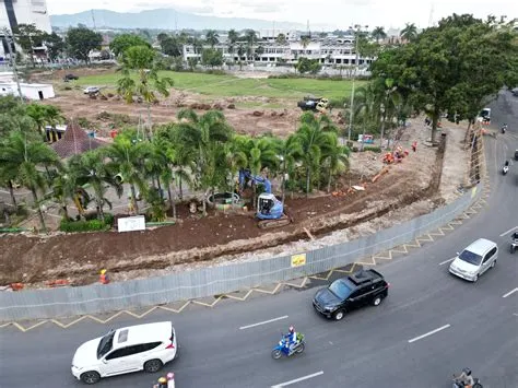 Renovasi Alun-alun Jember Sedang Berjalan, Inilah Manfaat Adanya Alun ...