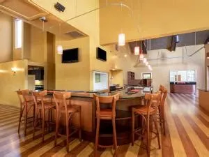 88 Palms Hotel & Event Center, West Palm Beach (updated prices 2026)