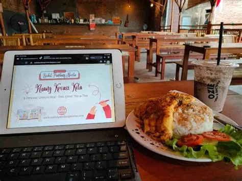 √Ozie Café Jember, Bikin Nongkrong Kamu Lebih Produktif