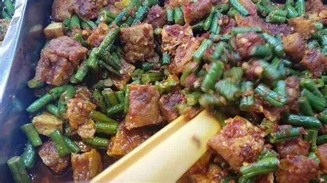 Makan Enak Hari Ini II - YouTube