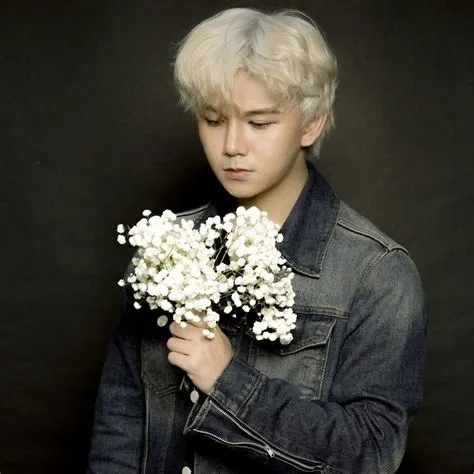 Producer Phong Max là ai? Tiểu sử, năm sinh, chiều cao Phong Max