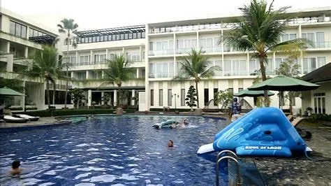 Java Heritage Purwokerto - Kolam Renang - YouTube