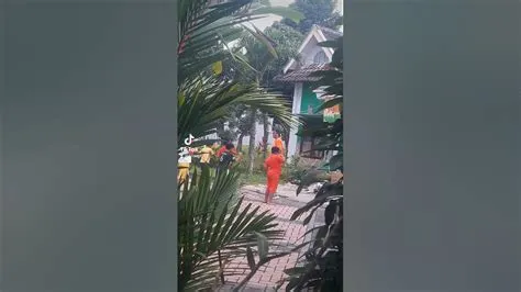 latihan muathai di perum taman anggrek regency jember - YouTube