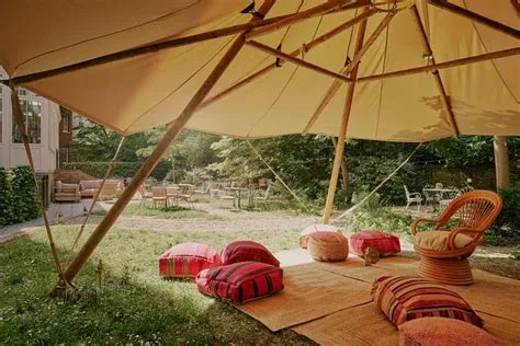 EMBER LOCKE - Updated 2023 Prices & Specialty Hotel Reviews (London ...