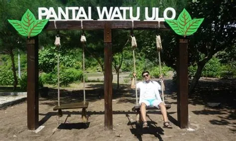 10 Gambar Pantai Watu Ulo di Jember 2024 Harga Tiket Masuk