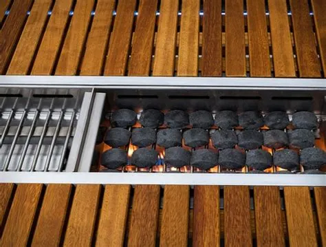 Angara Maximus dining table with built-in grill at the center