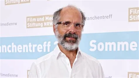 Kaum erkannt: Christoph Maria Herbst hat einen neuen Look