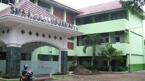 SMAN 99 JAKARTA - annibuku.com