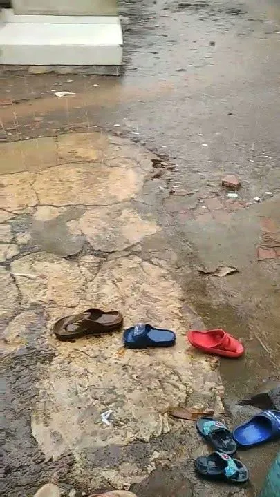 alhamdulillah udah nyampe rumah hujan gede - YouTube