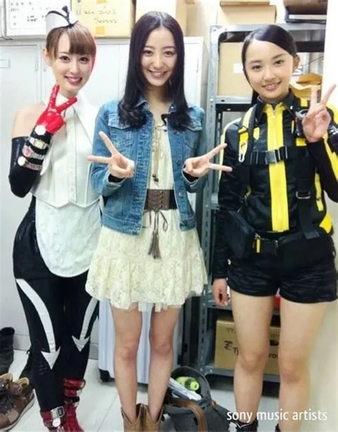 by Republica Ceilarmunia on Heroes Database TŌEITOKU | Cute girls ...