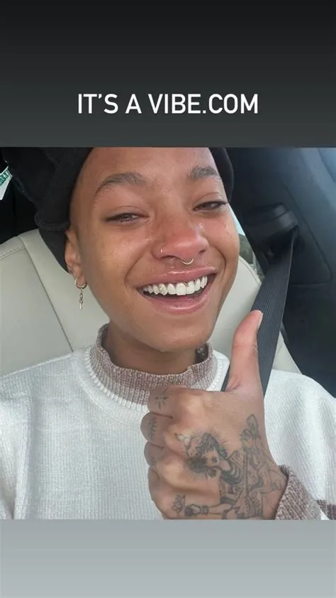 by Parte Del Cosmos🧘🎑 on aretesaretes | Celebrities with nose ...