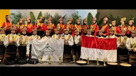 SMP Islam Al-Ikhlas Jakarta Raih Gold Medal Asia Arts Festival 2025 Di ...