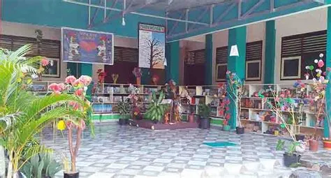 SMPN 3 Luwuk Bangun Taman Baca