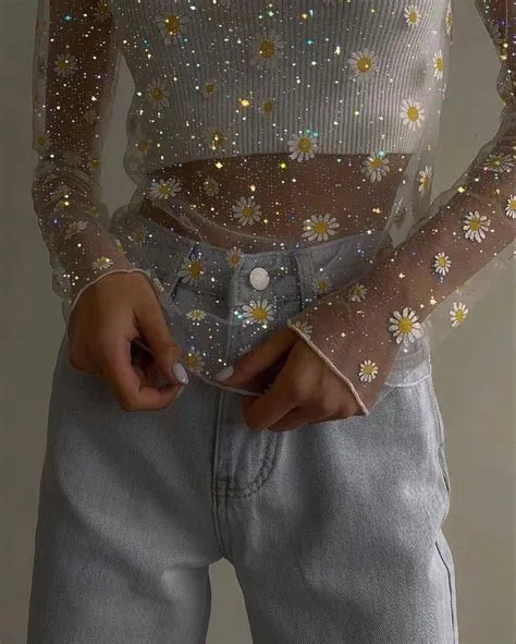 by Marianna S. on o u t f i t | Sparkly outfits, Quick outfits ...