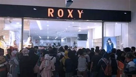 Viral, Video dan Foto Roxy Square Jember Diserbu Pengunjung Jelang ...