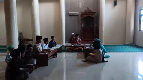 Jelajah Masjid Jember, Masjid Al Ikhlas Kelurahan Kebonsari, Tanamkan ...