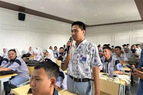Wujudkan Pemerataan Literasi Keuangan Masyarakat Indonesia, Asuransi ...