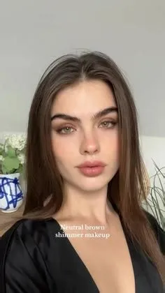 by Mata _ Mata on Makeup , Jewelry , Nail Care | Fashion makeup ...