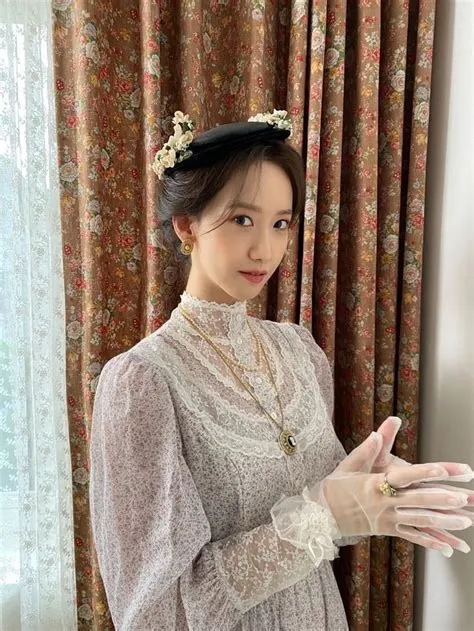 by ghj265 on 윤아 | Girls generation, Girl general, Girl