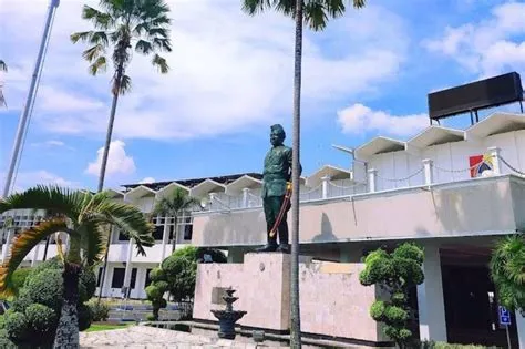 Sejarah Singkat Kabupaten Jember, Menguak Misteri di Balik Nama - Tugu ...