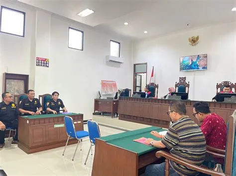 Sidang Perdana Gugatan LPK-RI Digelar di PN Kediri, PT. ACC Finance dan ...